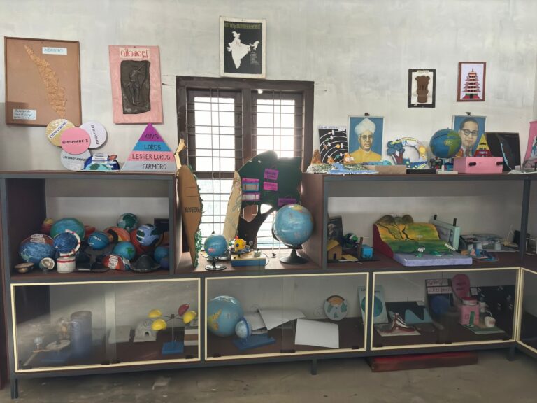 SOCIAL SCIENCE LAB