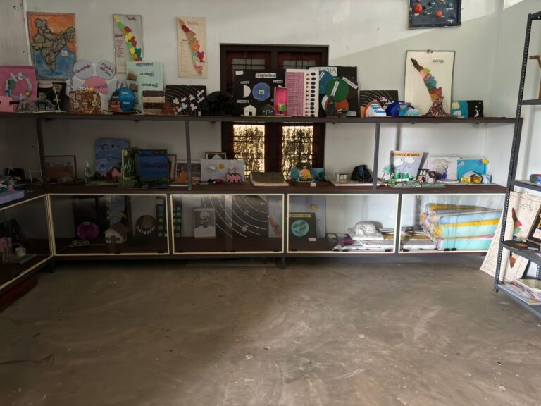 SOCIAL SCIENCE LAB